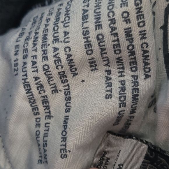 Med-dark wash Silver Jeans Suki 17" 34/34 - Picture 6 of 6